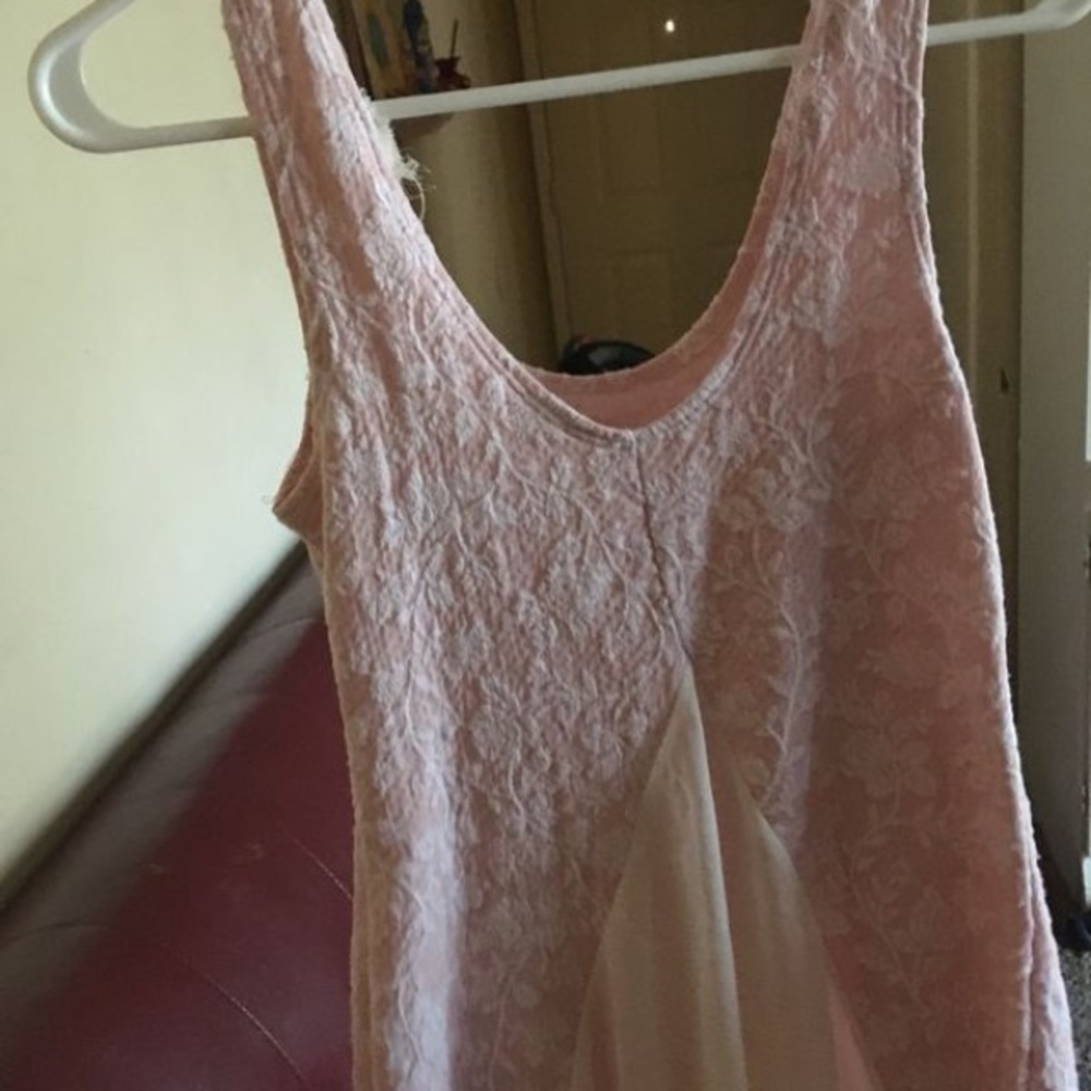 Top - Picture 2 of 2